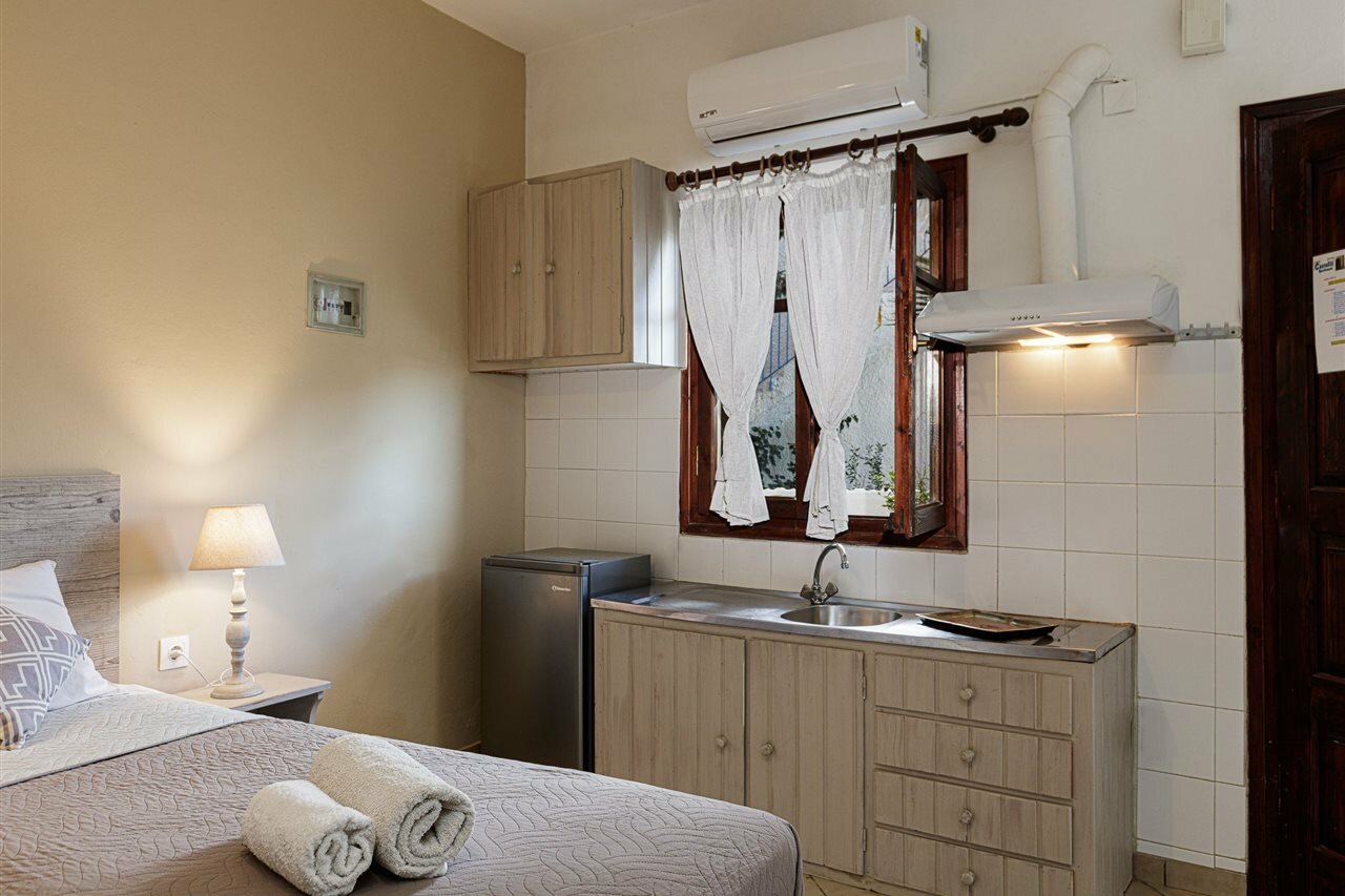 Фото Kasteli Studios & Apartments