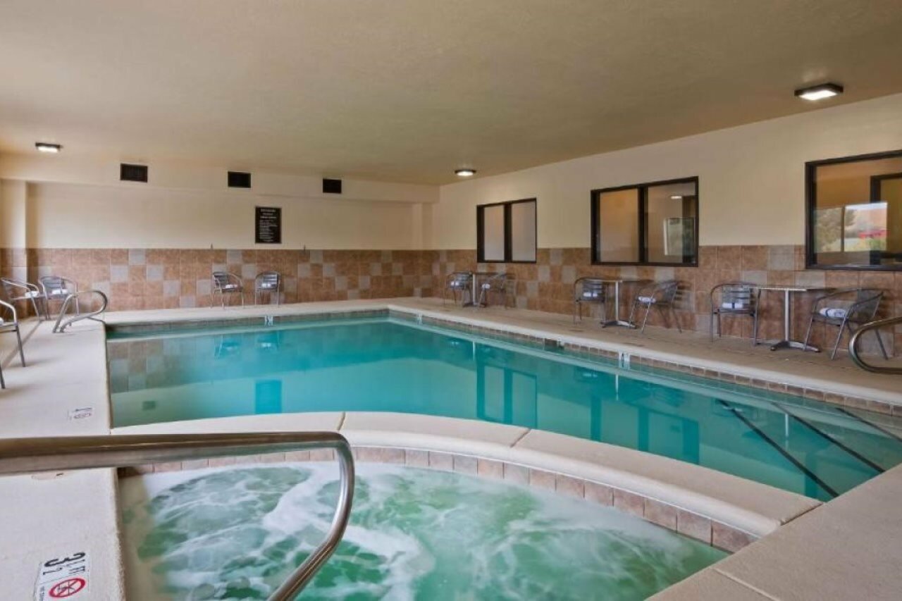 Фото Best Western Plus Eagleridge Inn & Suites