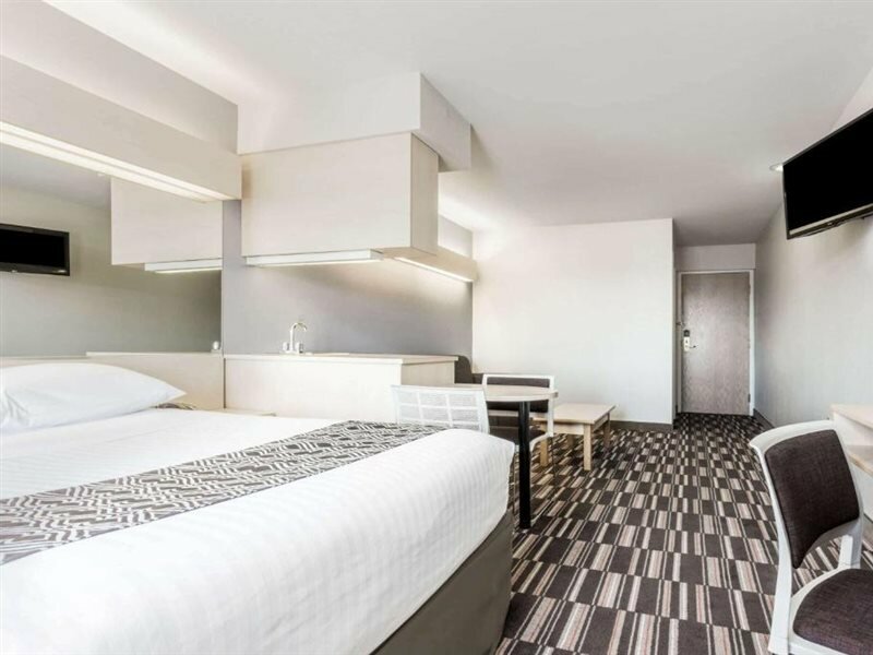 Фото Microtel Inn & Suites by Wyndham Modesto Ceres