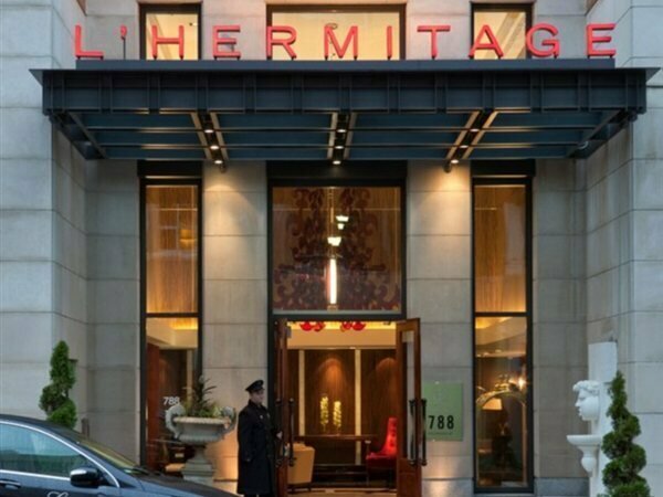 Гостиница L'Hermitage Hotel в Ванкувере