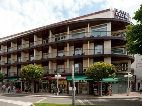 Внешний вид отеля Hotel Delfín в Тосса-де-Маре, фото 1
