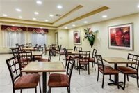 Фото La Quinta Inn & Suites by Wyndham Canton Ms