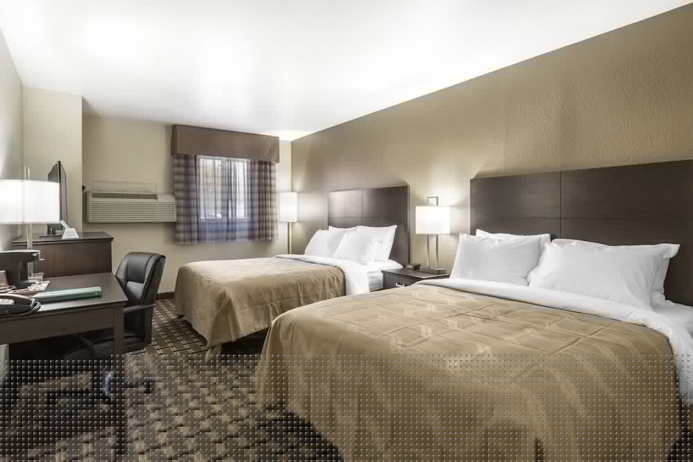 Фото Quality Inn Downtown