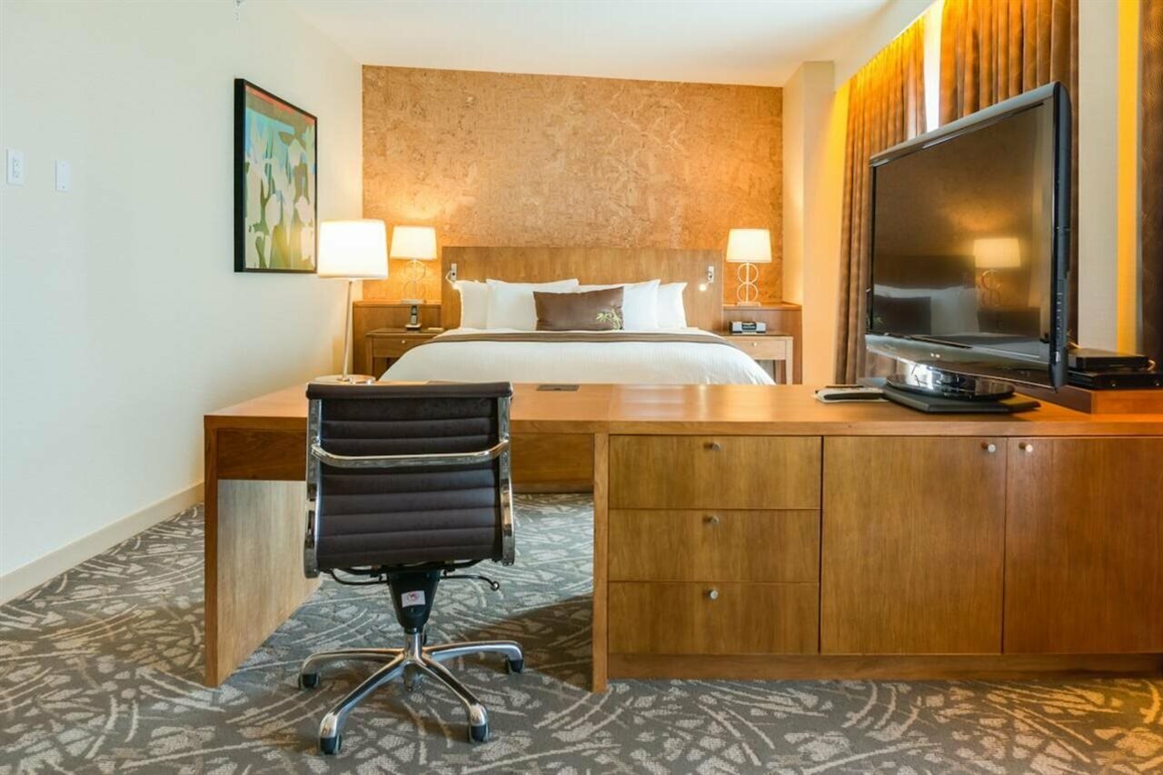 Фото Miyako Hybrid Hotel Torrance