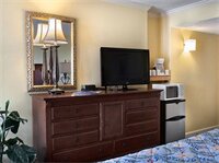 Фото Sea Crest Oceanfront Resort