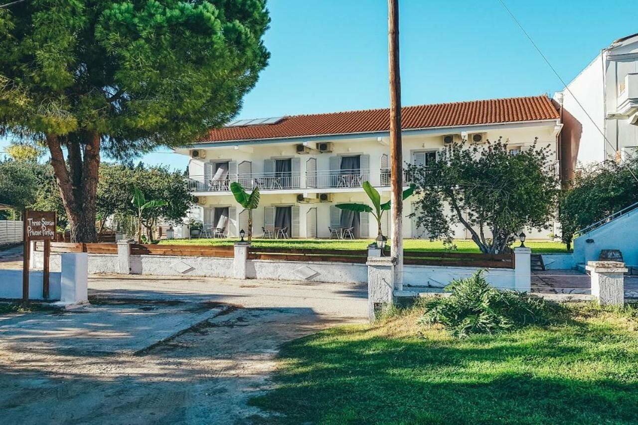 Фото Three Seasons Resort