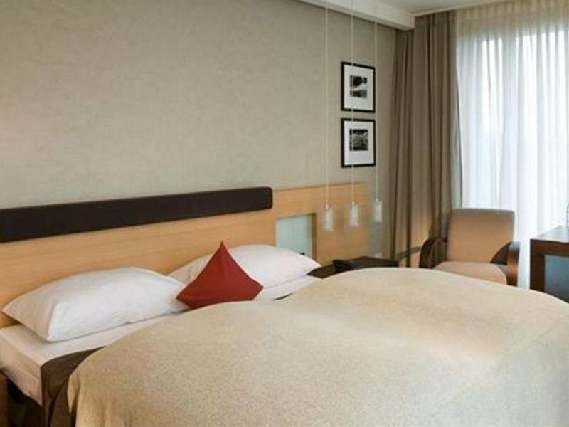 Фото Novotel Karlsruhe City