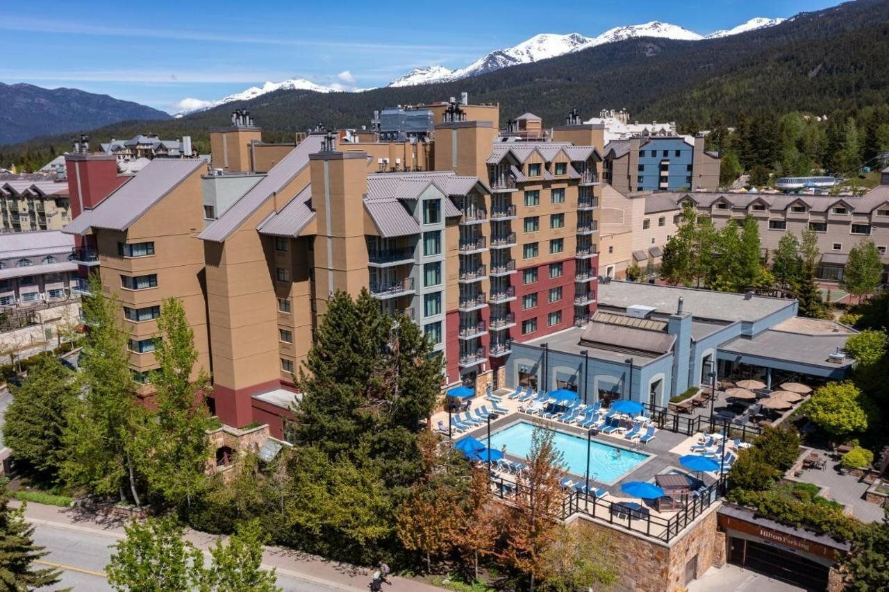 Фото Hilton Whistler Resort & SPA