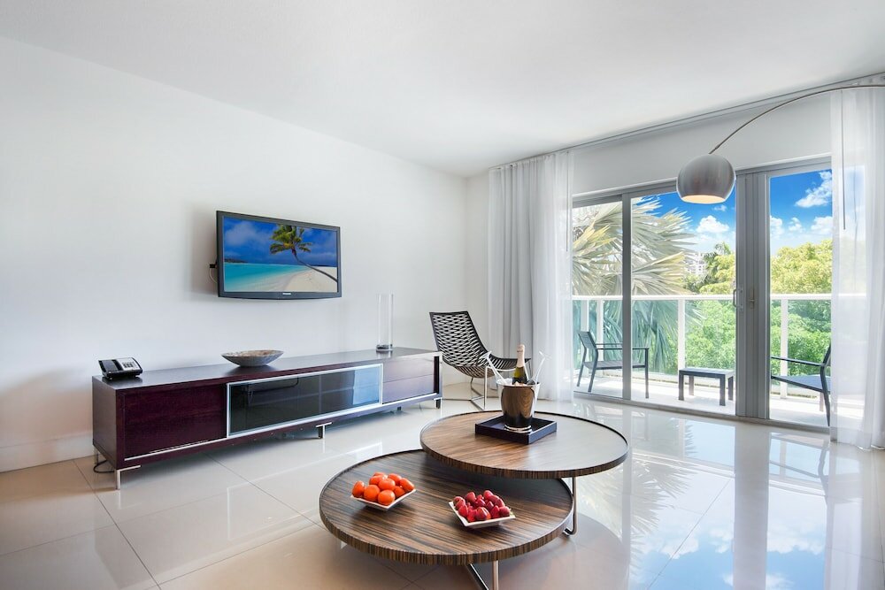 Фото Beach Haus Bal Harbour