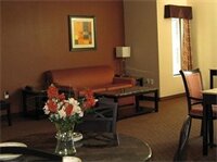 Фото Red Carpet Inn And Suites Monmouth Jtc