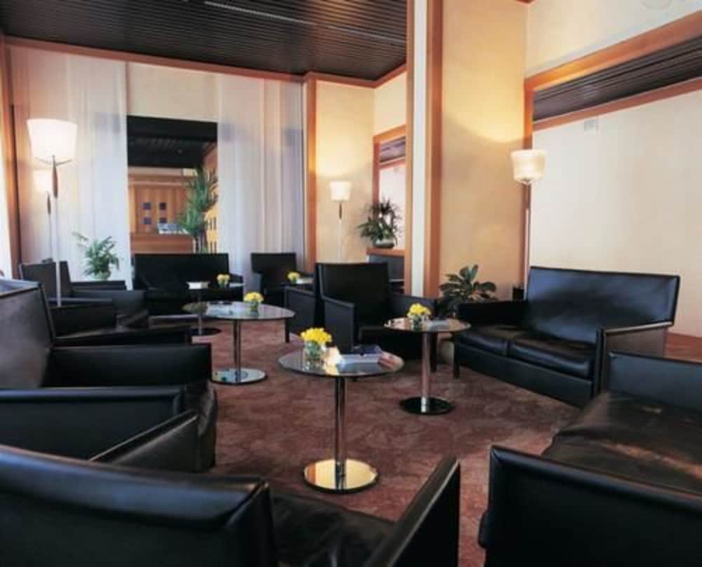 Фото Hotel Sant Ambroeus