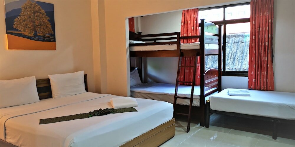 Фото Seven Seas Hotel