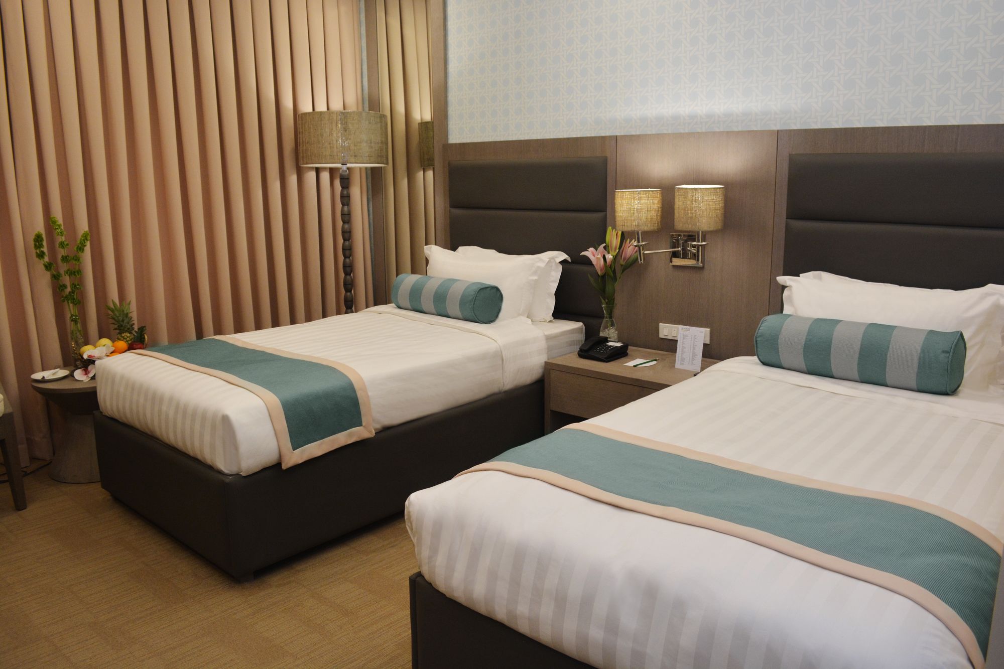 Фото Maayo Hotel