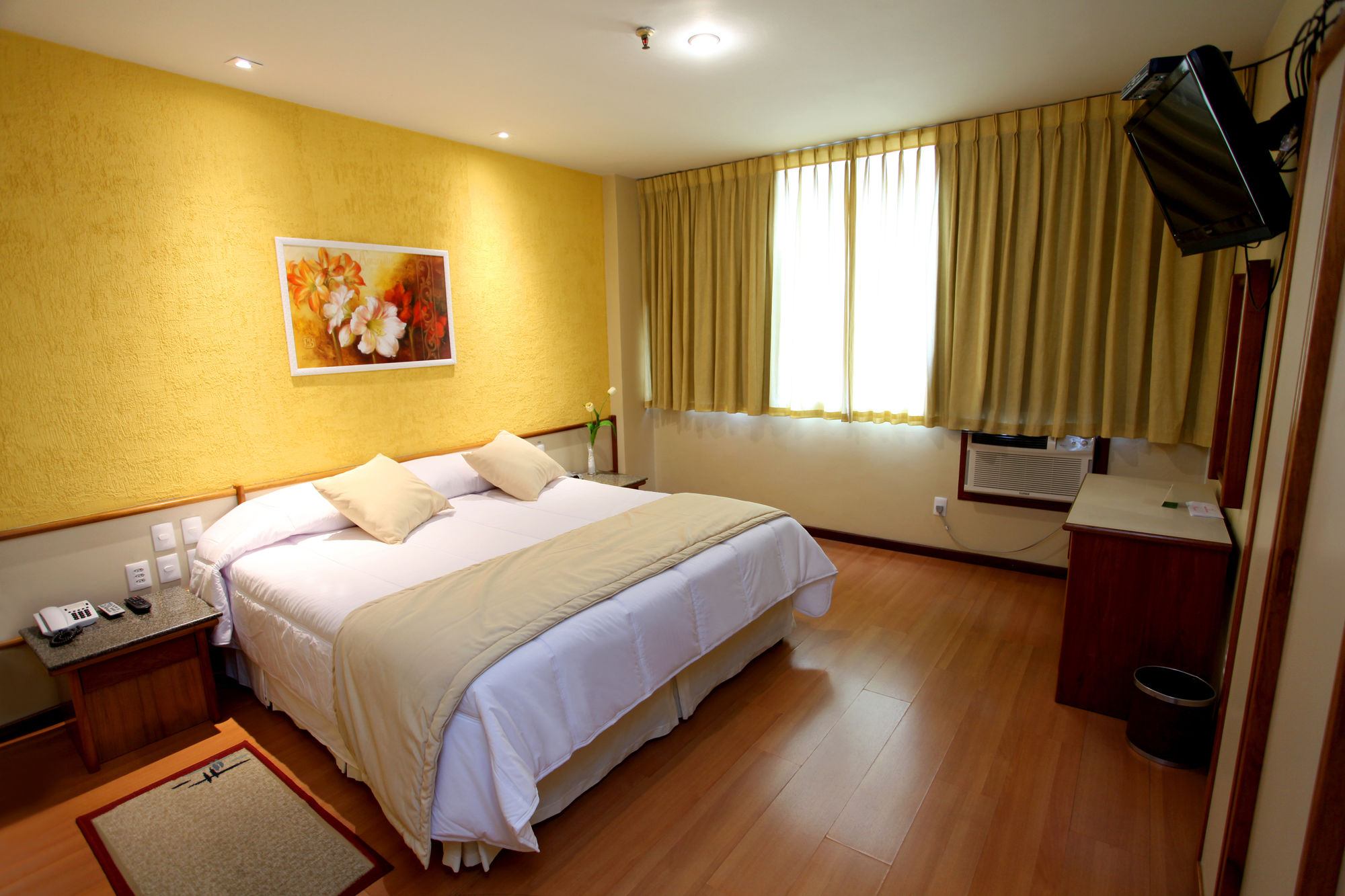 Фото Mengo Palace Hotel