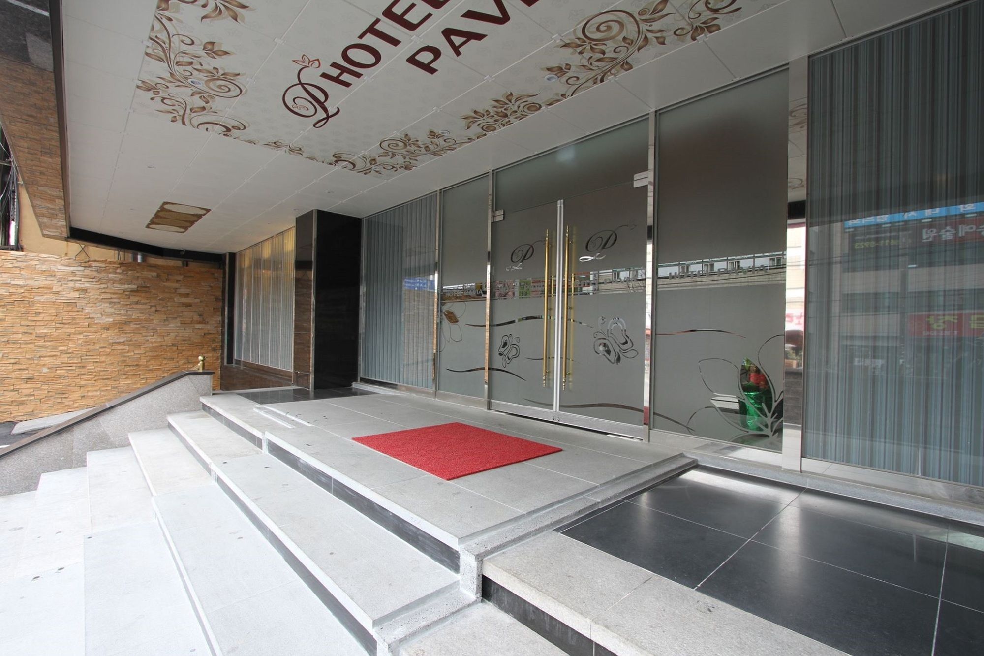 Фото Hotel Pavia