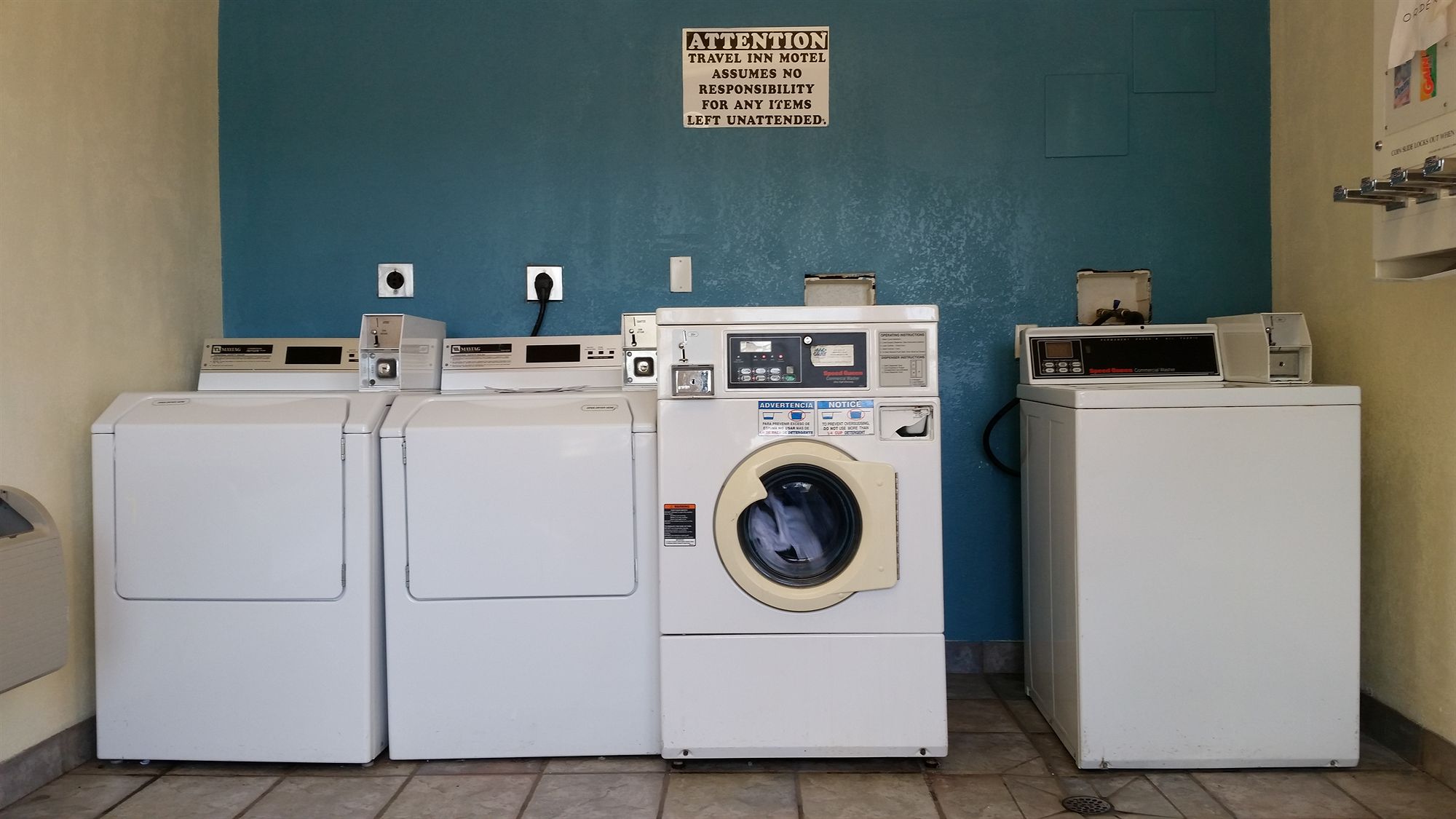 Фото Travel Inn Motel