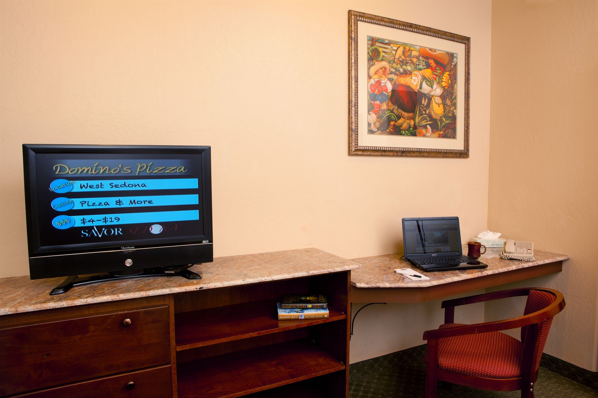 Фото Sedona Real Inn & Suites