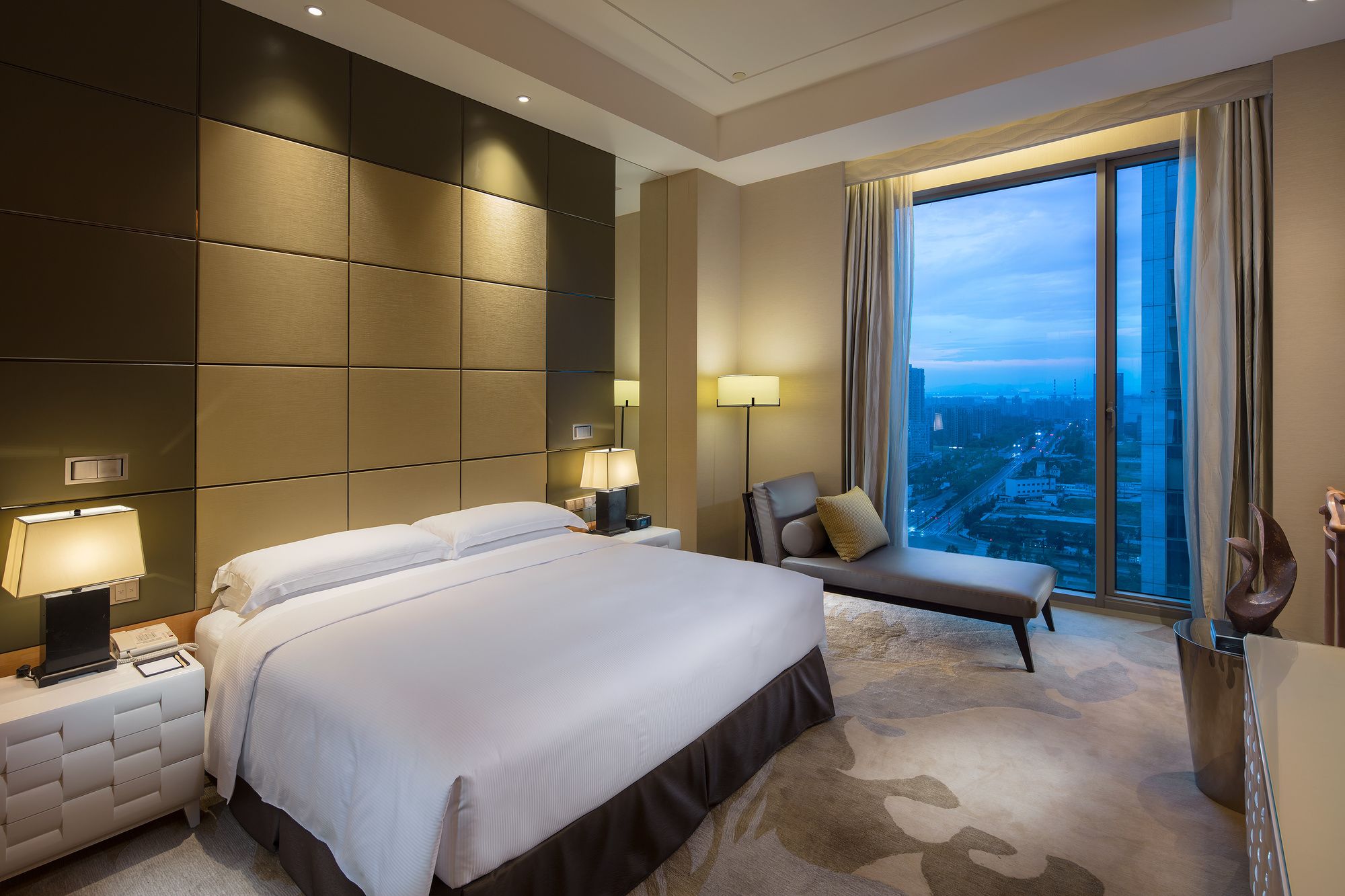 Фото DoubleTree by Hilton Hotel Hangzhou East