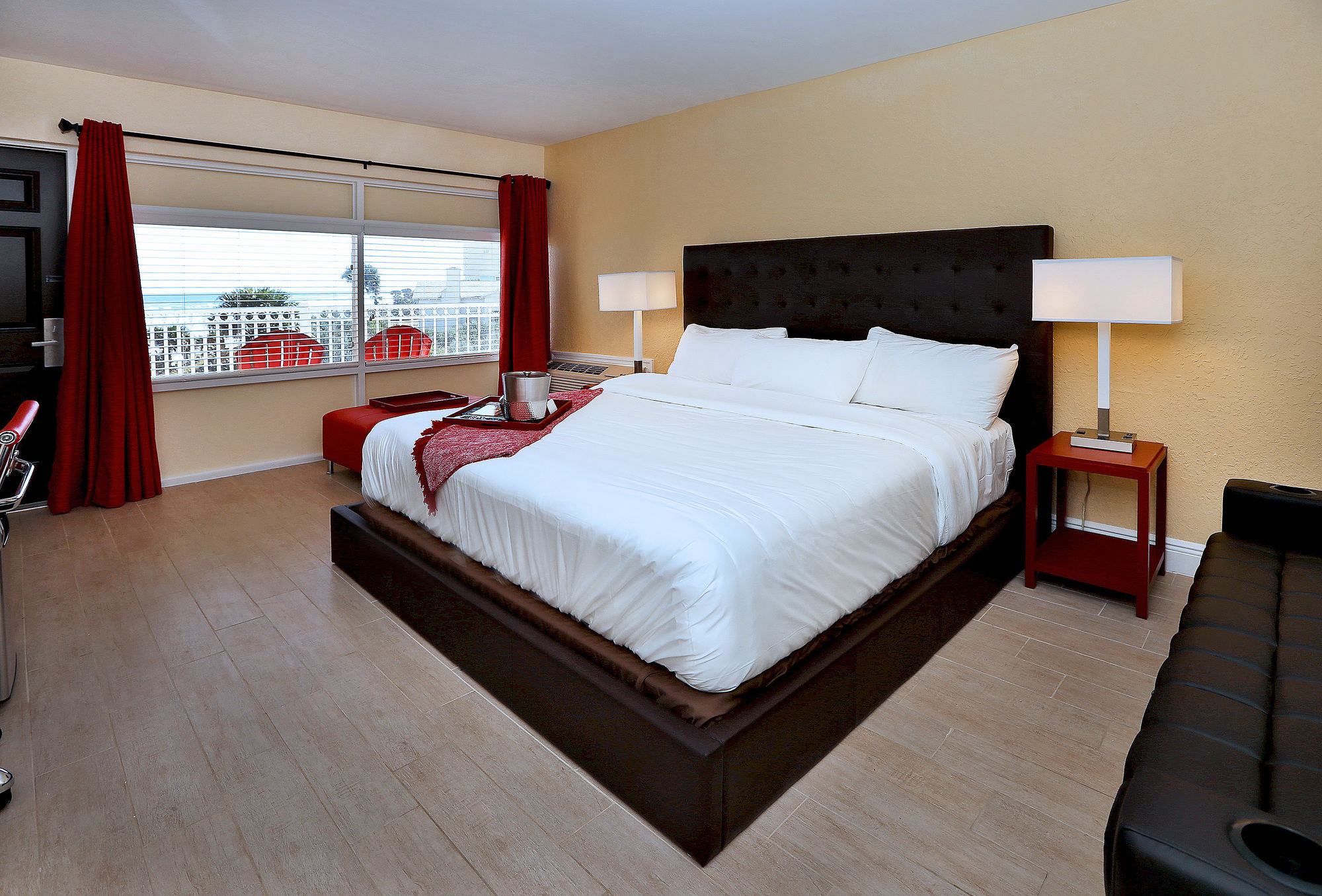 Фото Chateau Mar Beach Resort