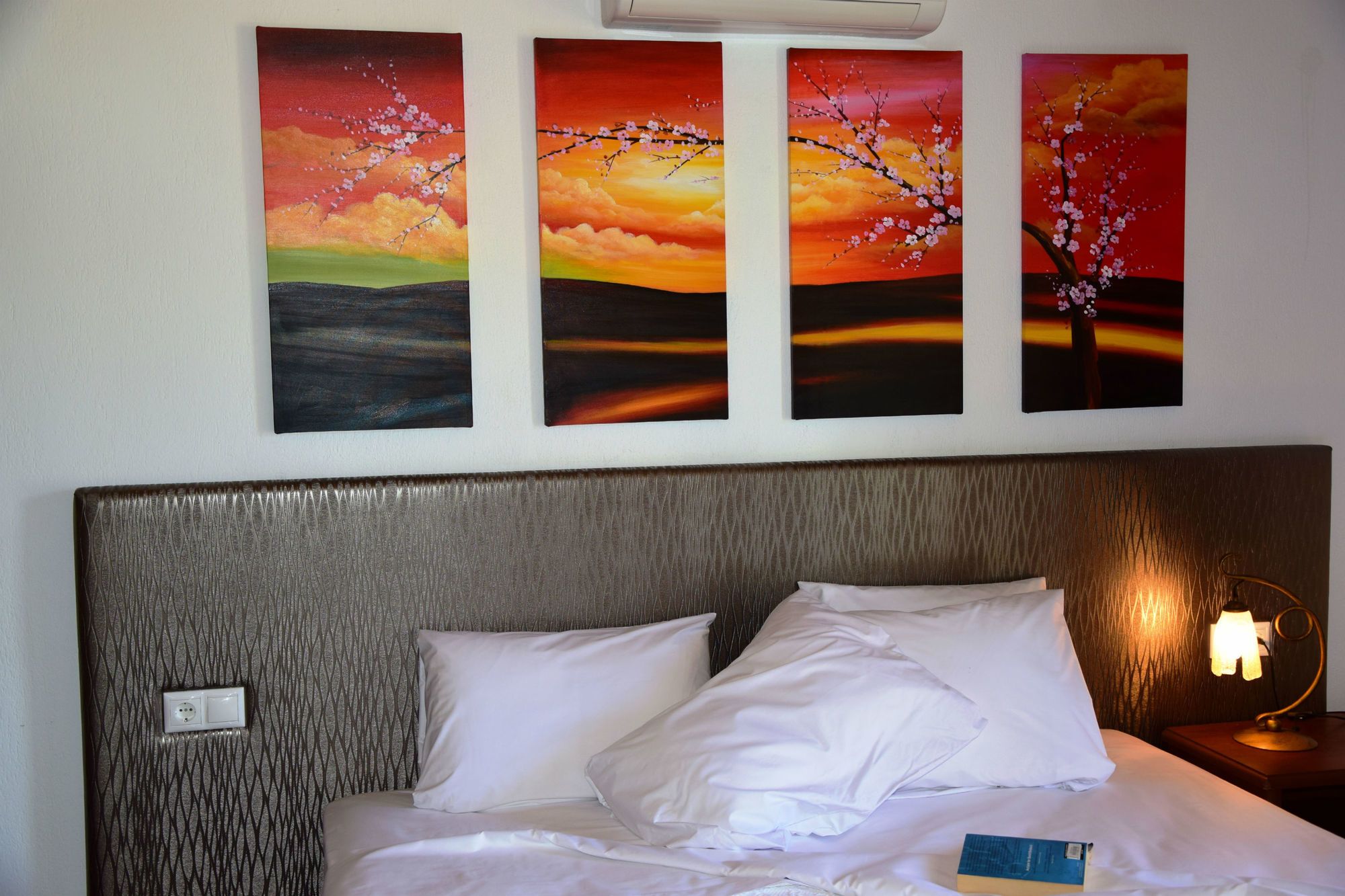 Фото Four Seasons Villas