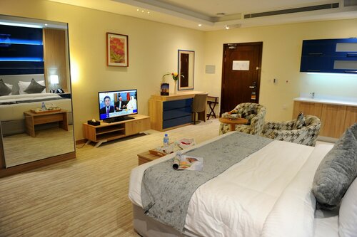 Гостиница Al Mansour Suites Hotel в Дохе