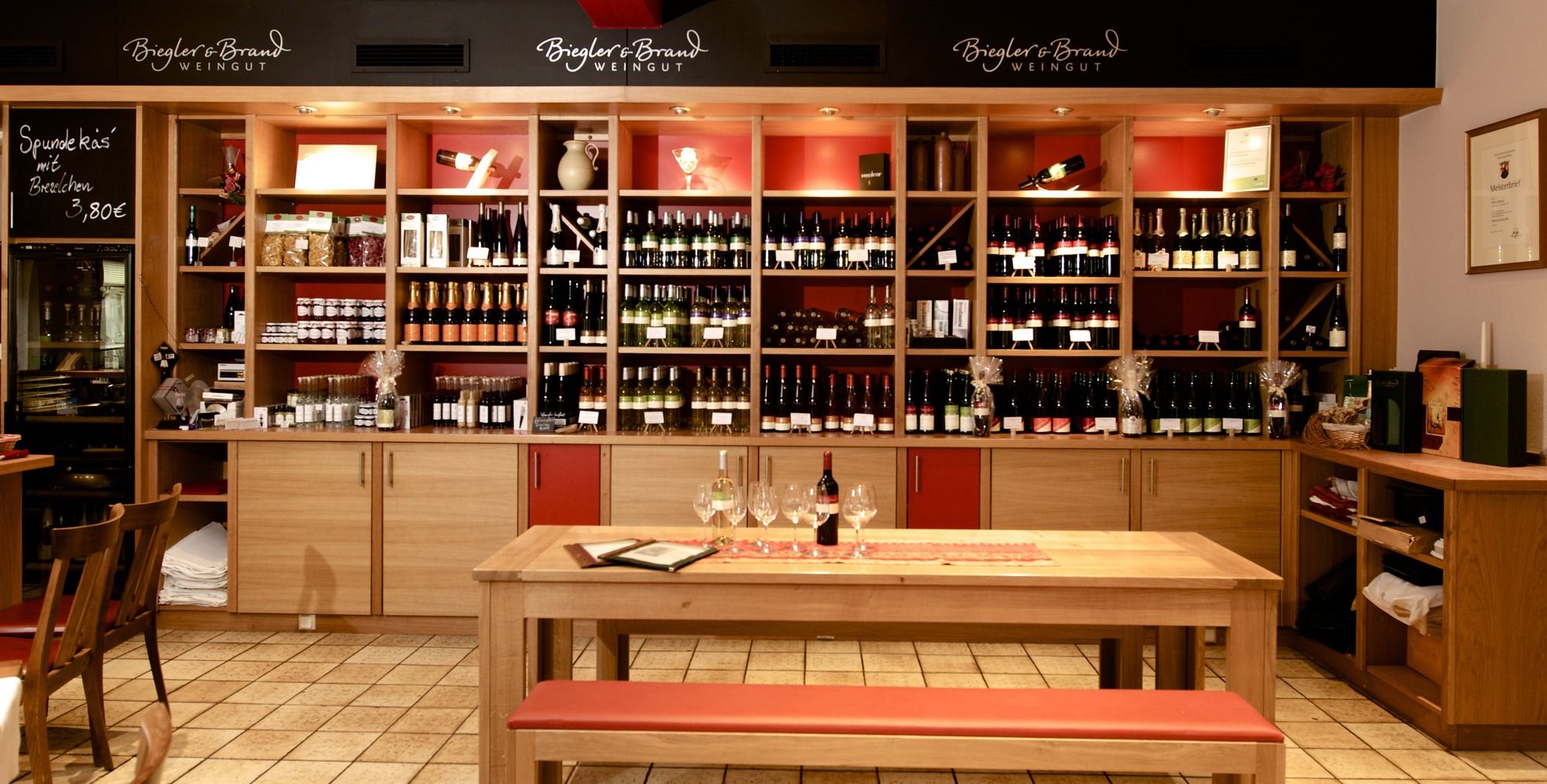 Фото Weinhotel Kaisergarten