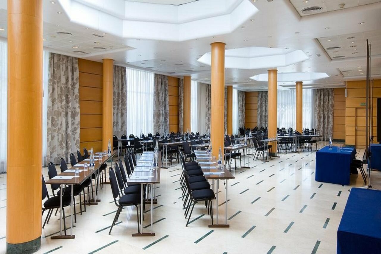 Фото Nh Valencia Center