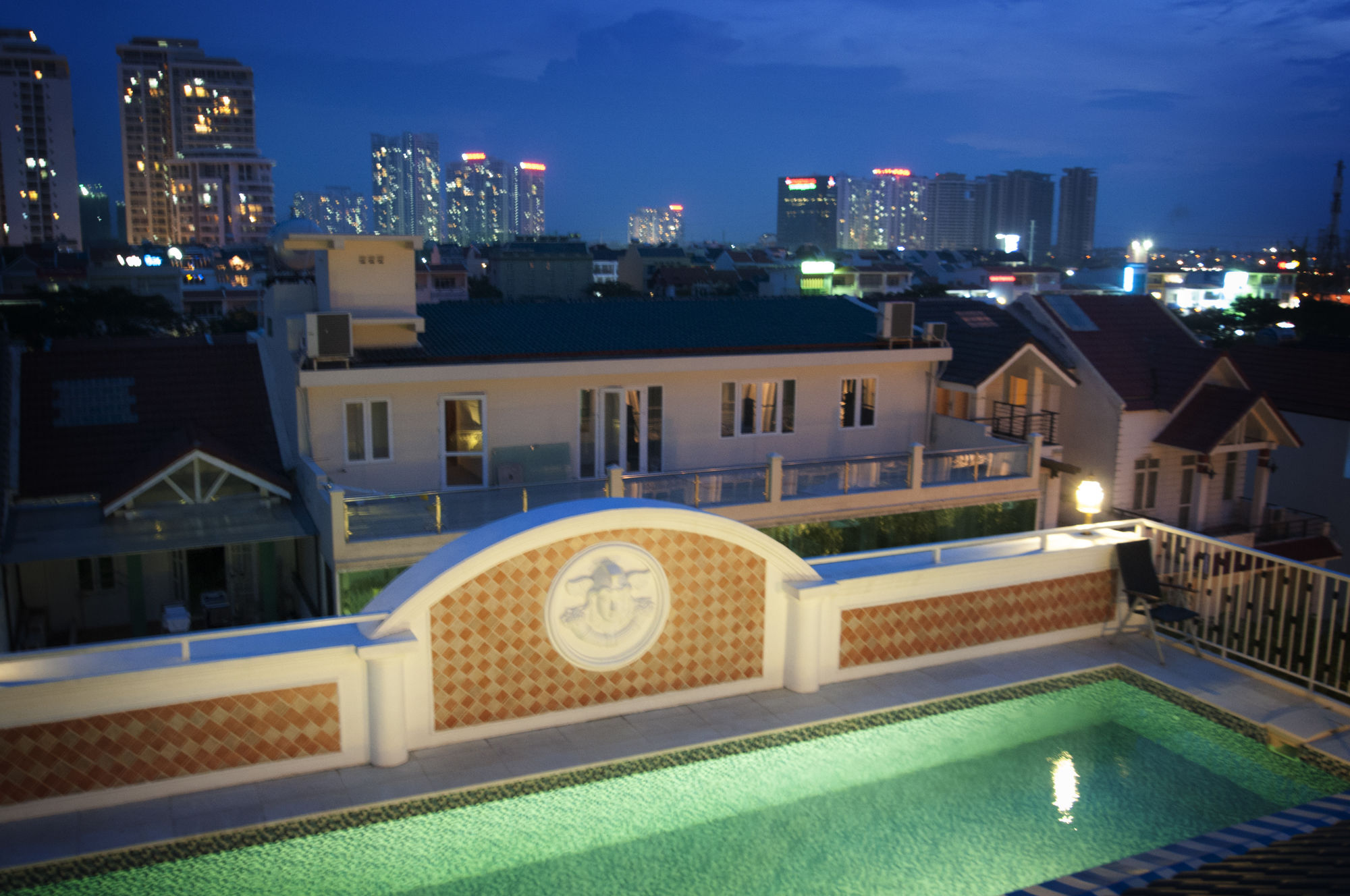 Фото отеля 2