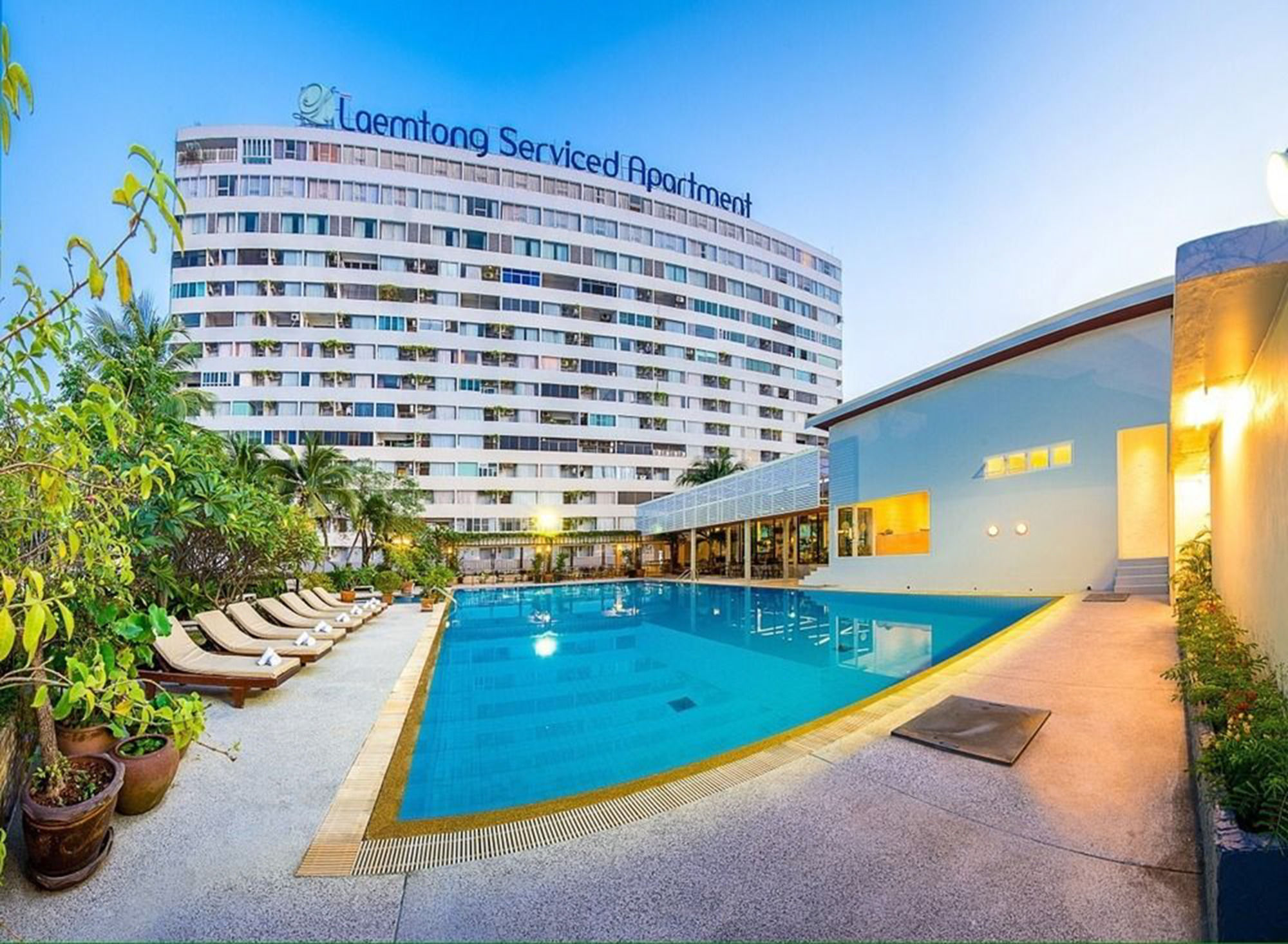 Фото Laemtong Service Apartment