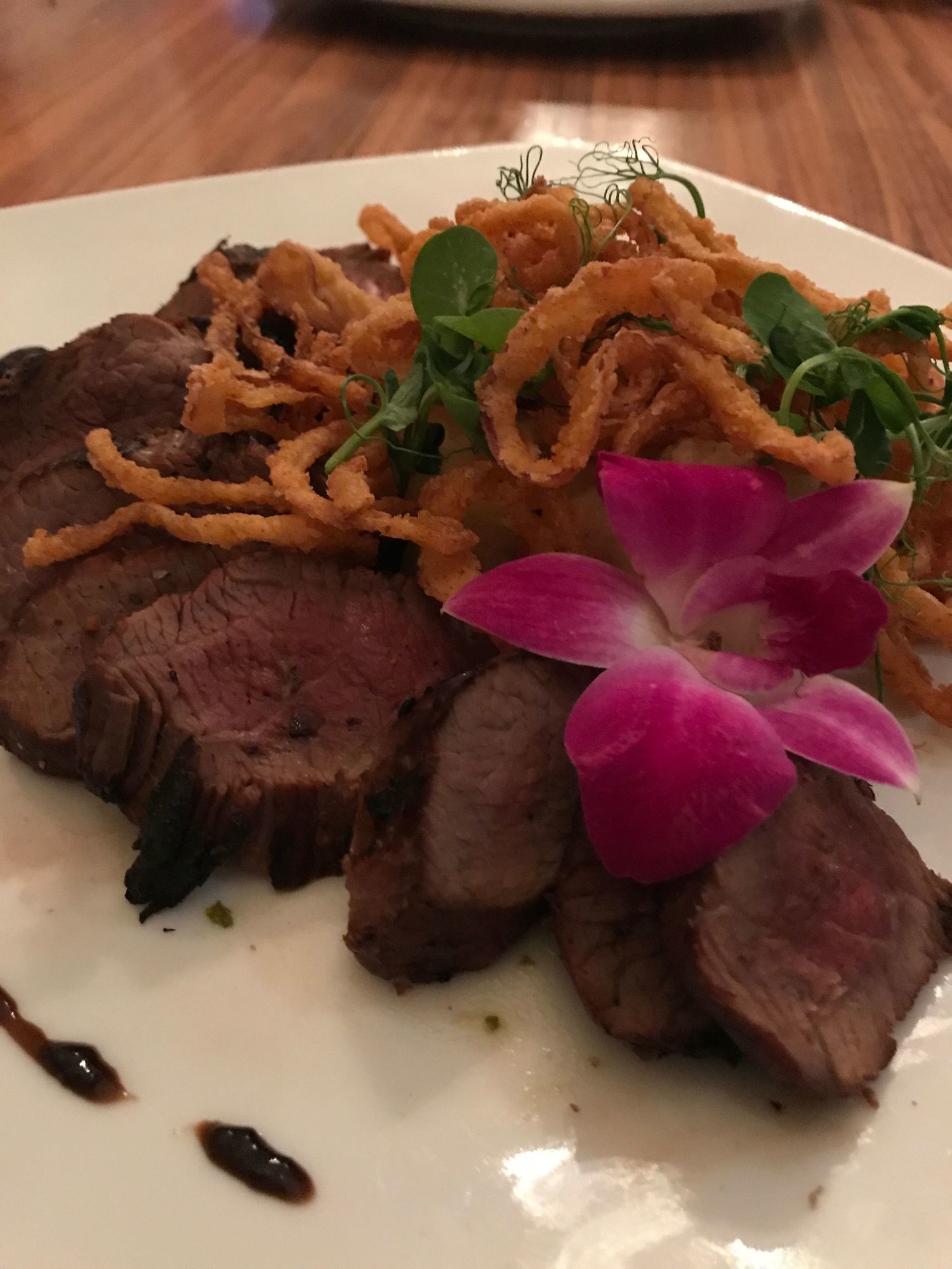 Фото White House Hotel