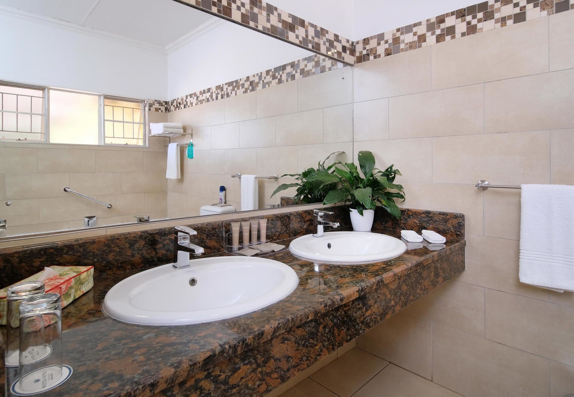 Фото Protea Hotel Polokwane Ranch Resort