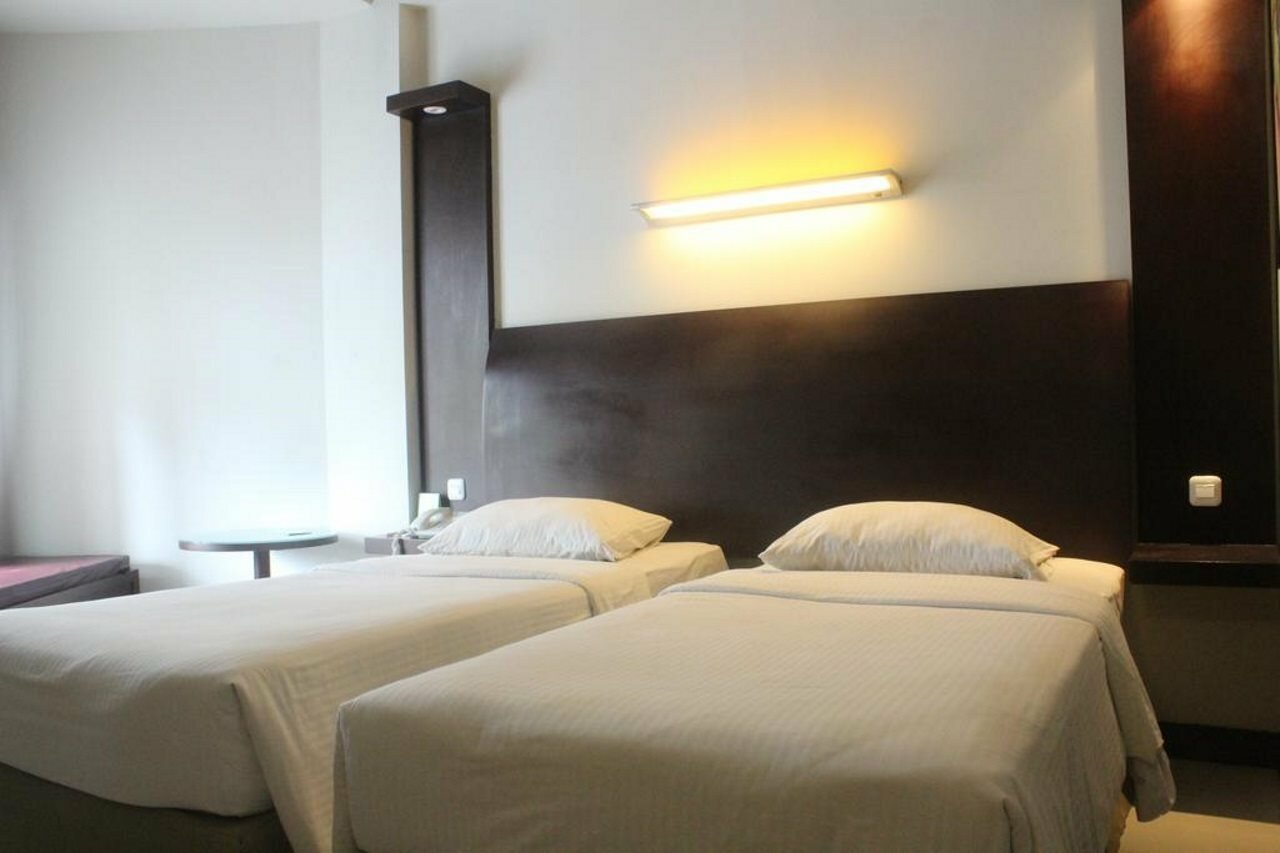 Фото Lombok Garden Hotel