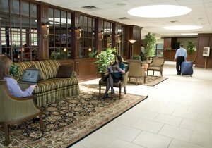 Гостиница Delta Hotels by Marriott Utica