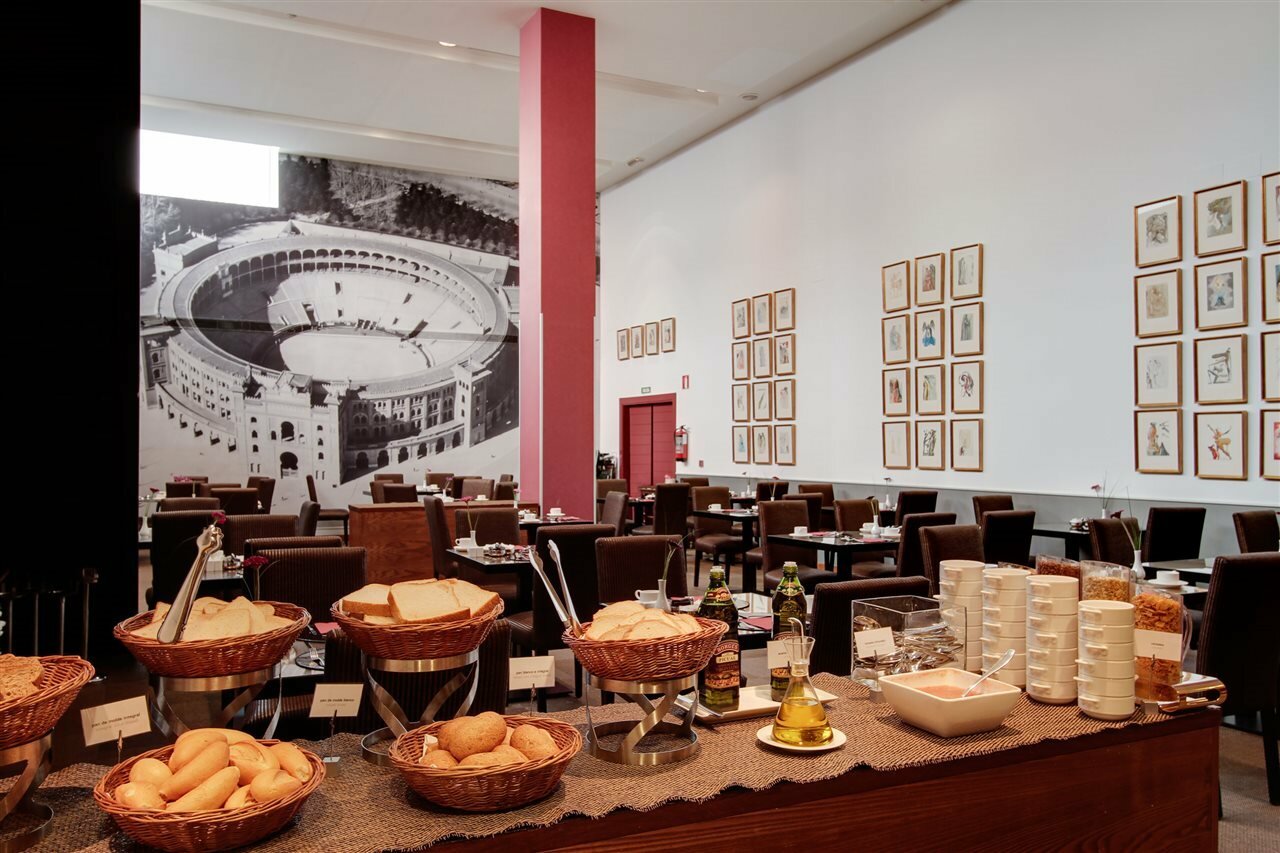 Фото 1881 Madrid Ventas Hotel