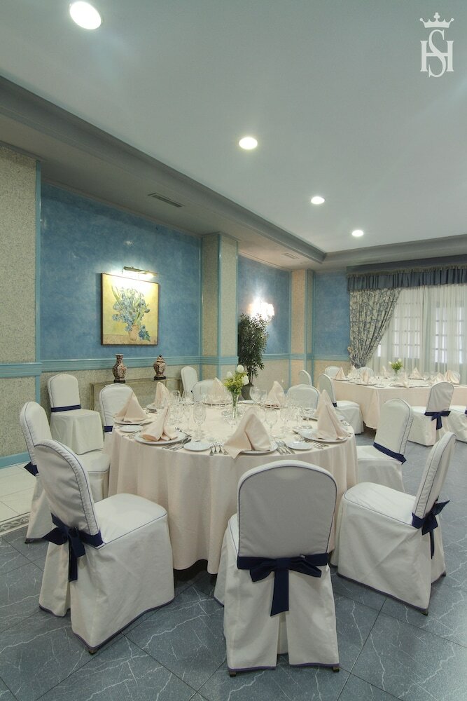 Фото Hotel Castilla Vieja