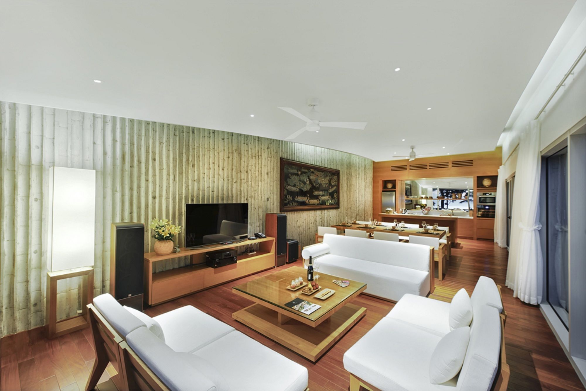 Фото Naman Retreat