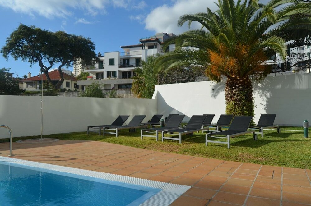 Фото Madeira Bright Star Hotel