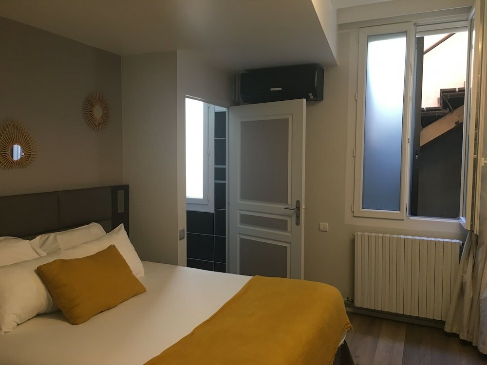 Фото Negrecoste Hôtel & SPA