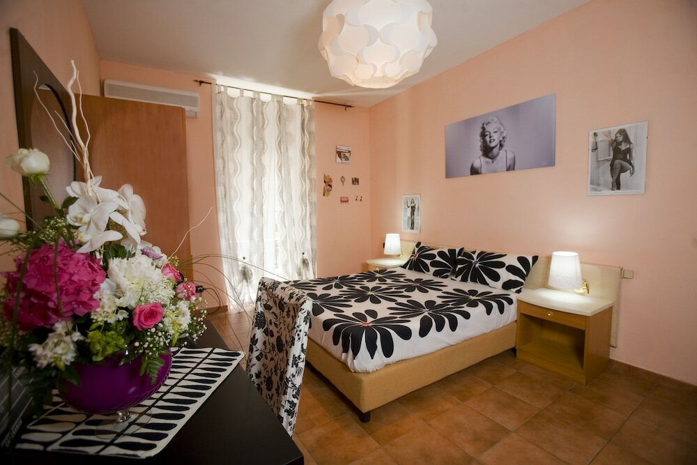 Фото Cine Holiday