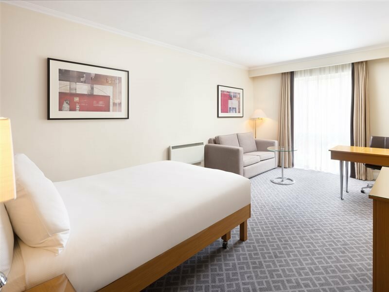 Фото Hilton Northampton