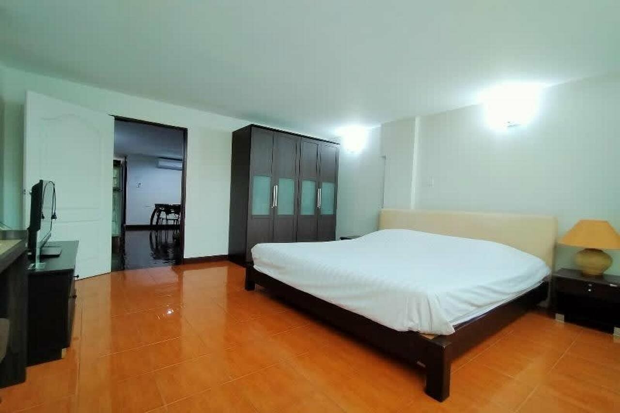 Фото Le Vanvarothai Saladaeng Residence