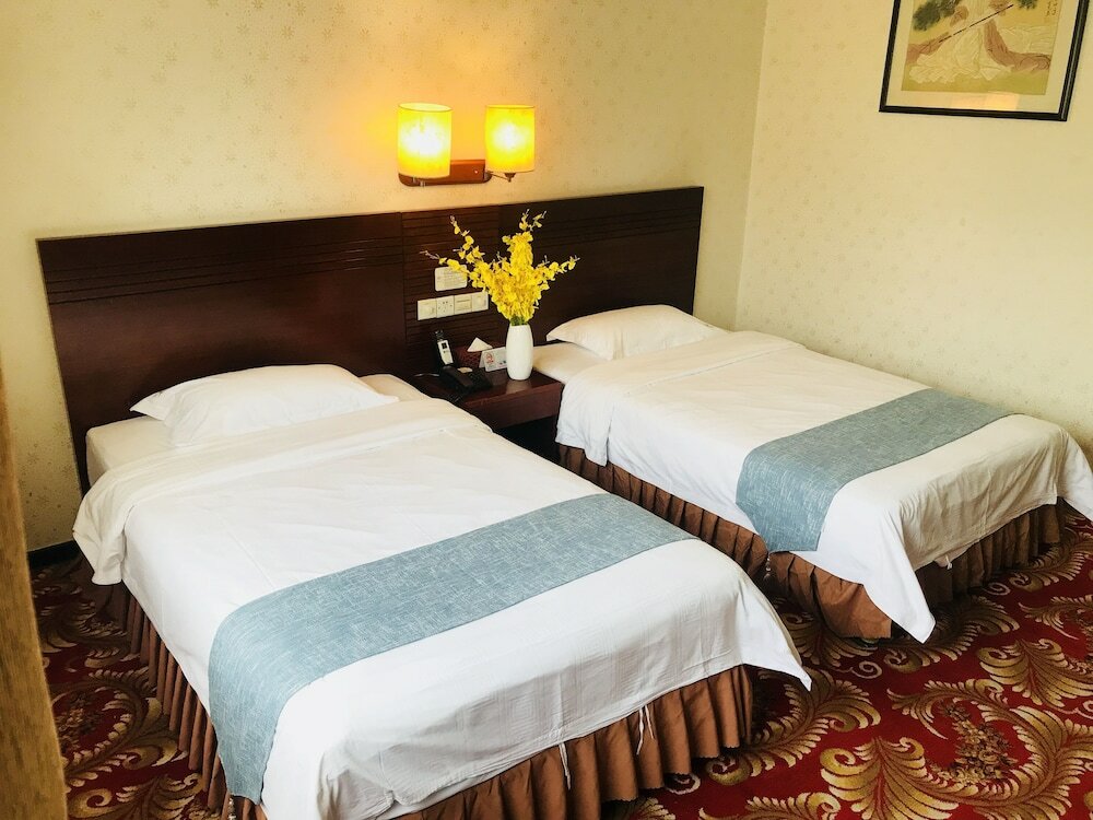 Фото Pazhou Hotel