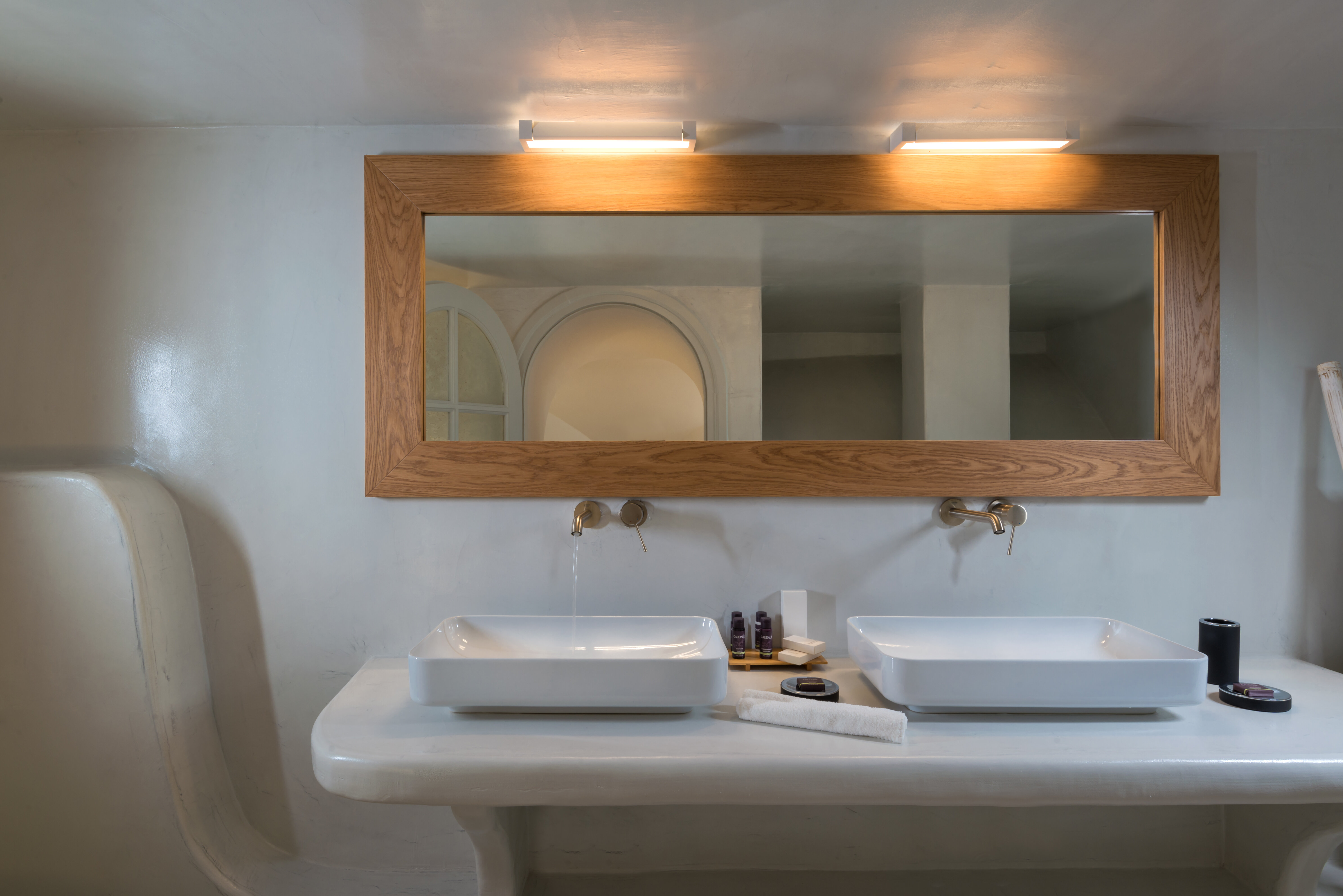 Фото Nefeles Luxury Suites