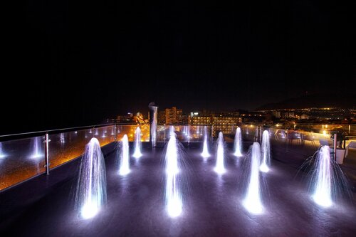 Гостиница Hotel Las Arenas, Affiliated by Meliá в Торремолиносе
