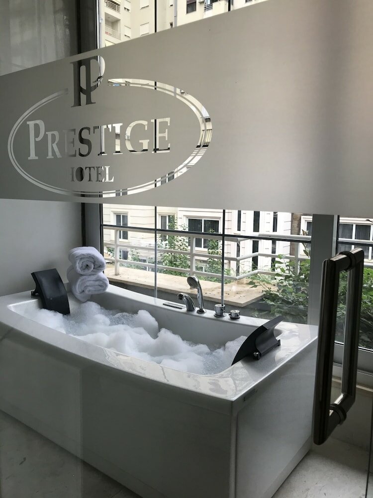 Фото Prestige Hotel Tirana