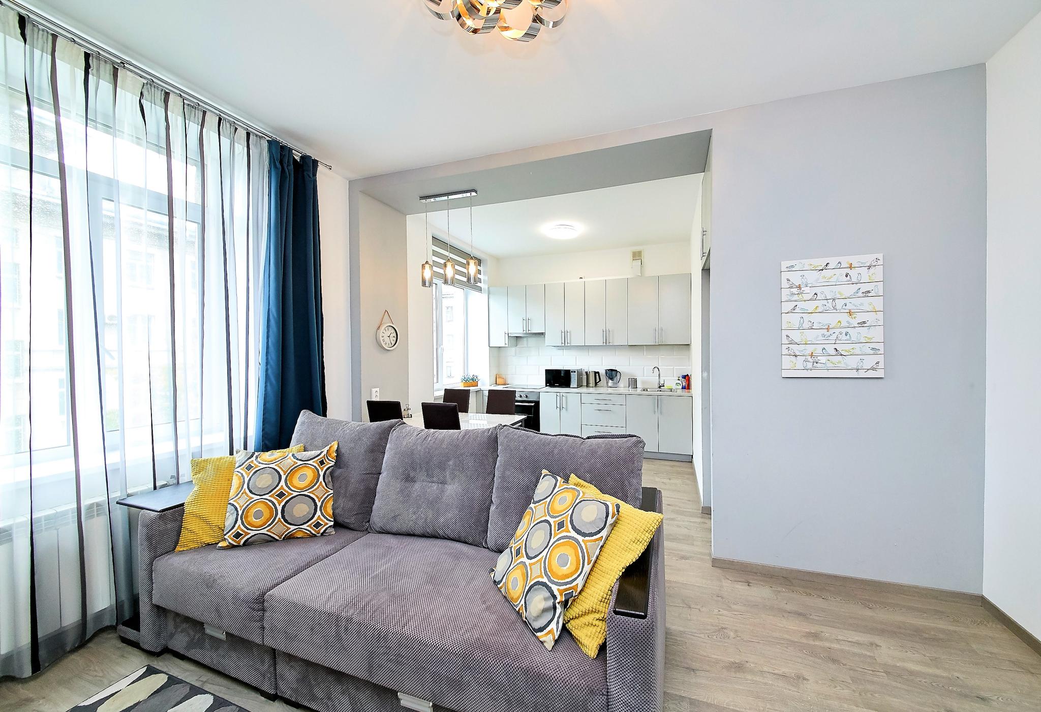 Фото Априори