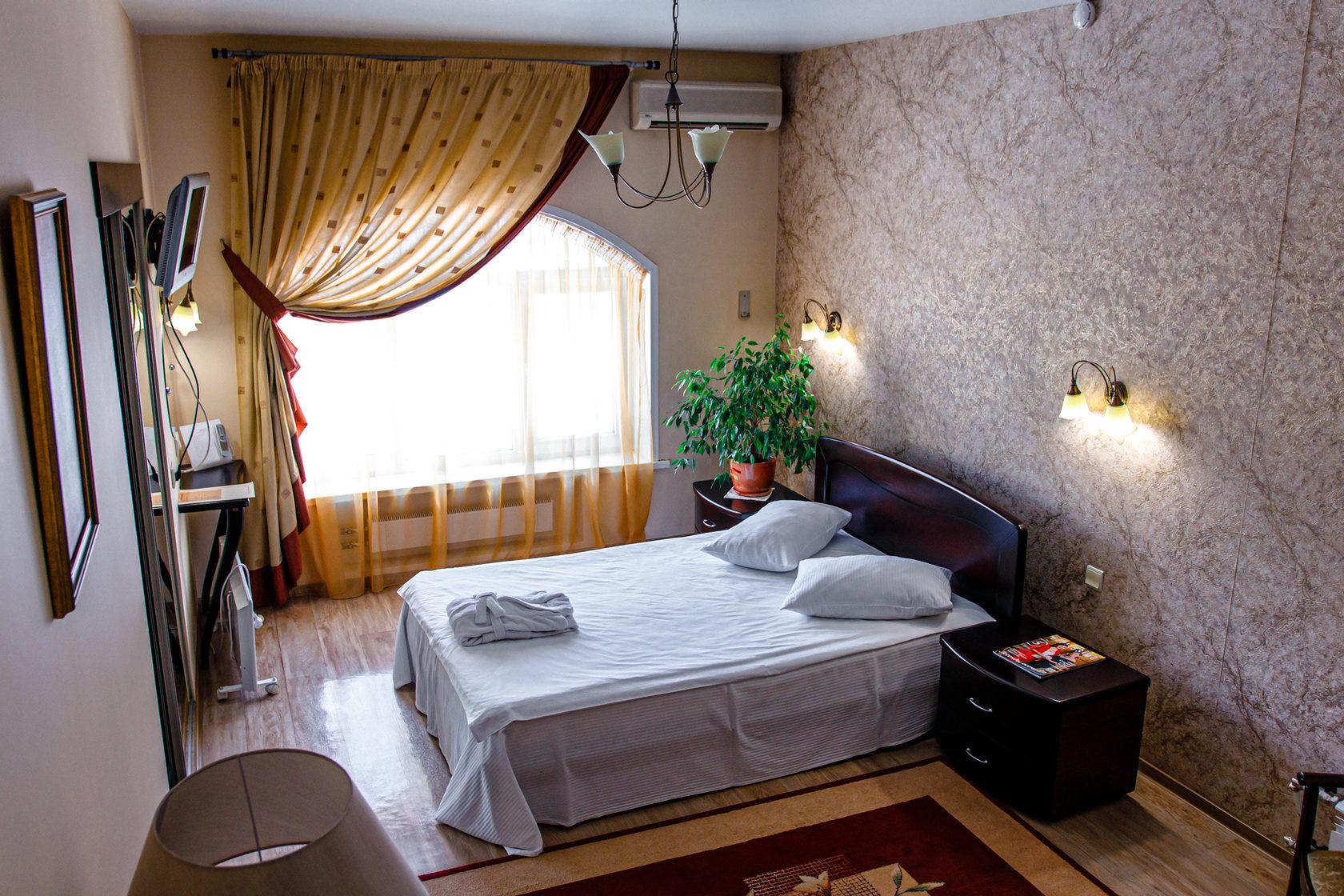 Фото Персона Грата