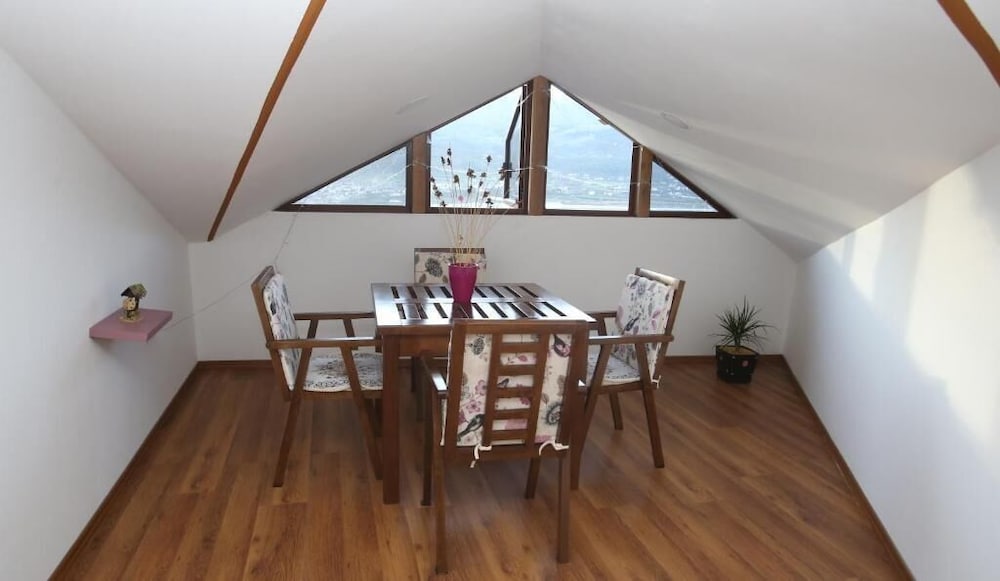 Фото Guest House Himaj