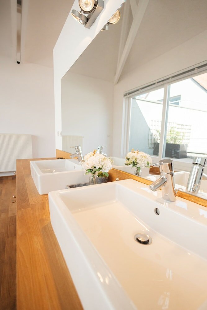 Фото Châtelain III