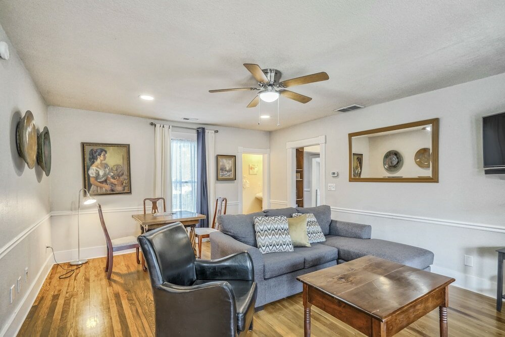 Фото Granite Grotto